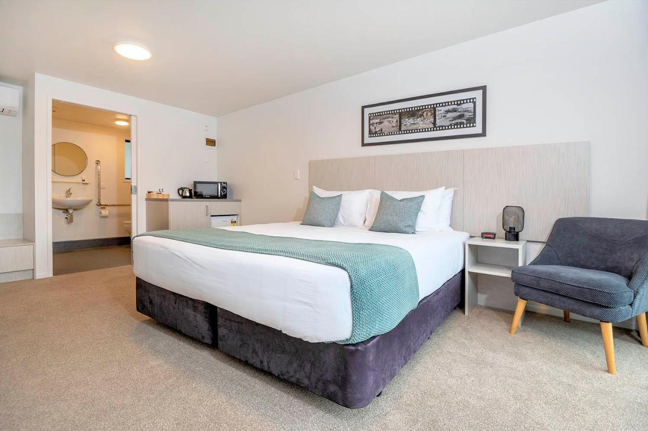 The Com Plex Motel Whakatane Buitenkant foto