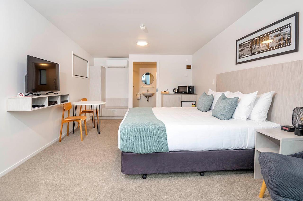 The Com Plex Motel Whakatane Buitenkant foto