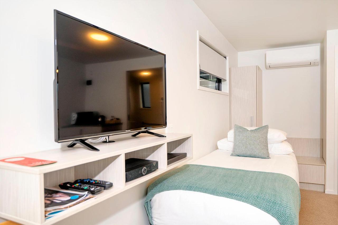 The Com Plex Motel Whakatane Buitenkant foto