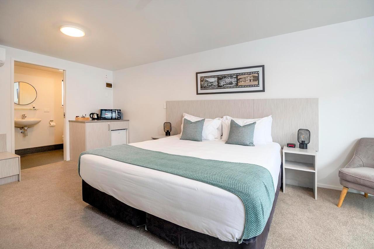 The Com Plex Motel Whakatane Buitenkant foto